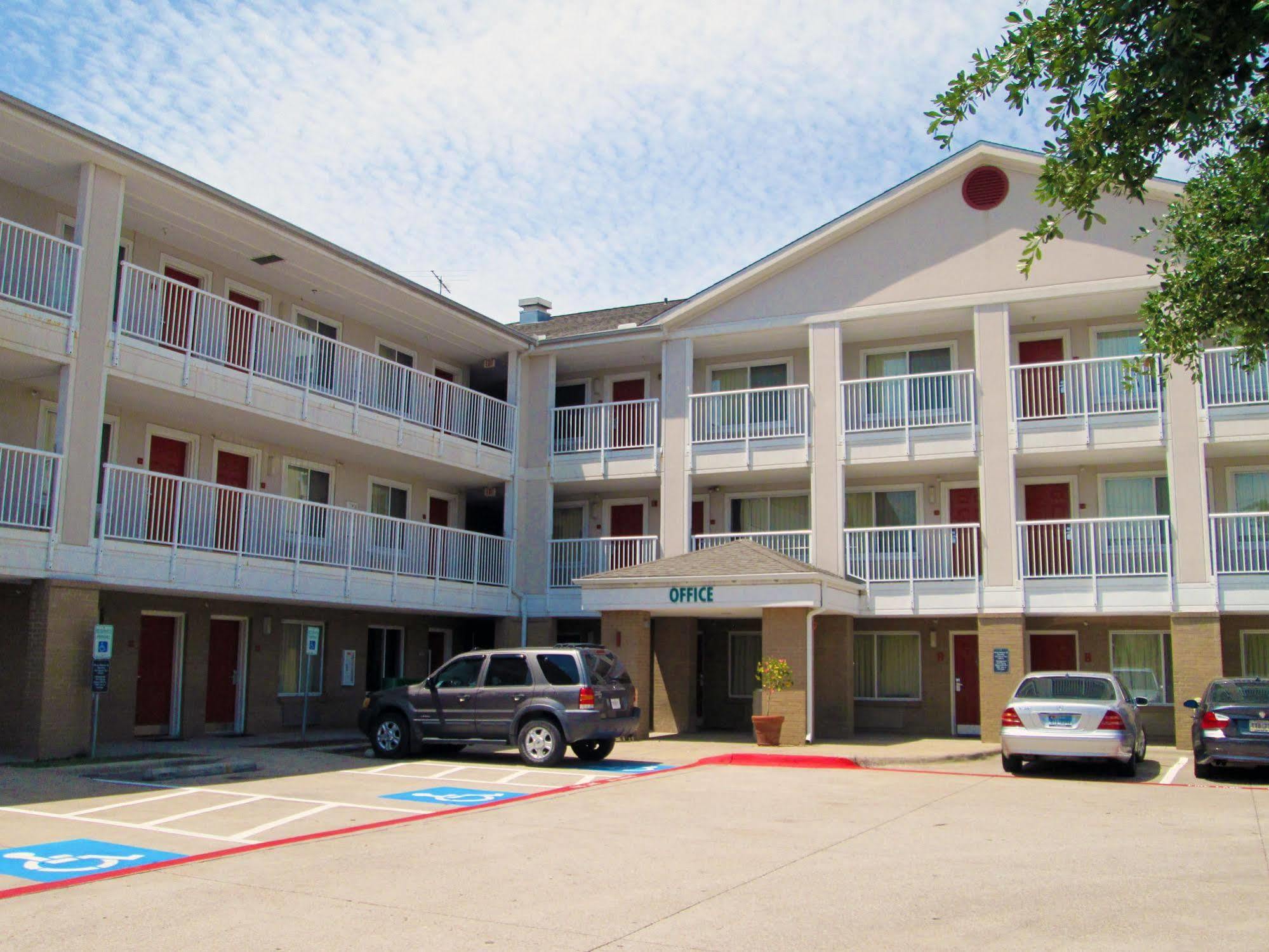Hometowne Studios By Red Roof Dallas - Mesquite Exterior photo